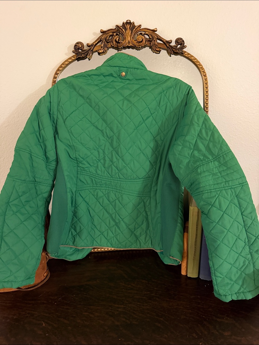 The OTB Outdoor Cannon Beach Quilted Green Women's Jacket - Picture 9 of 12